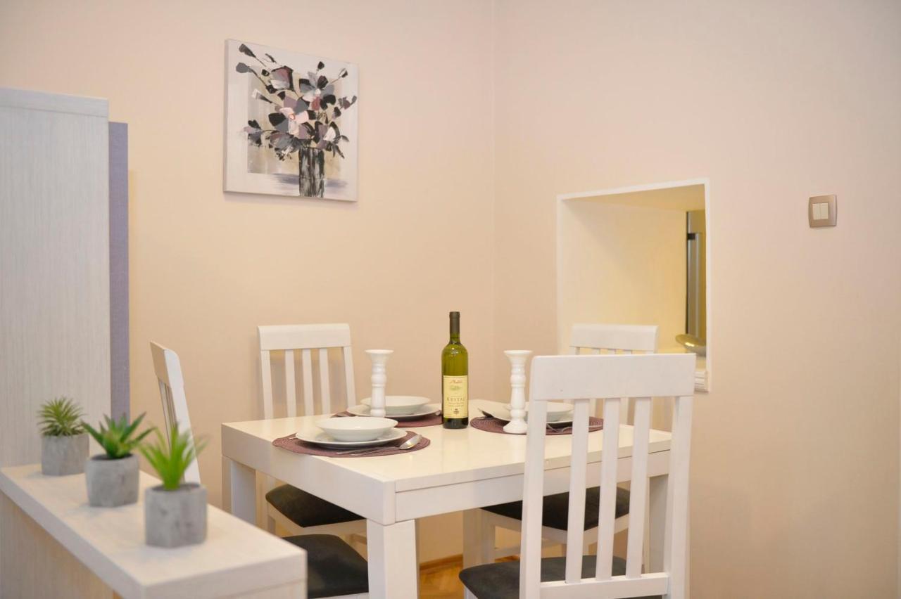 Apartment Filip Kotor Bagian luar foto